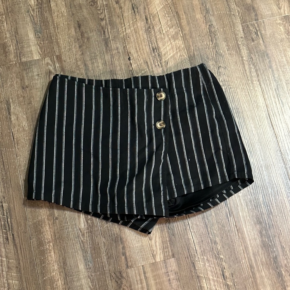 Envelope Skort